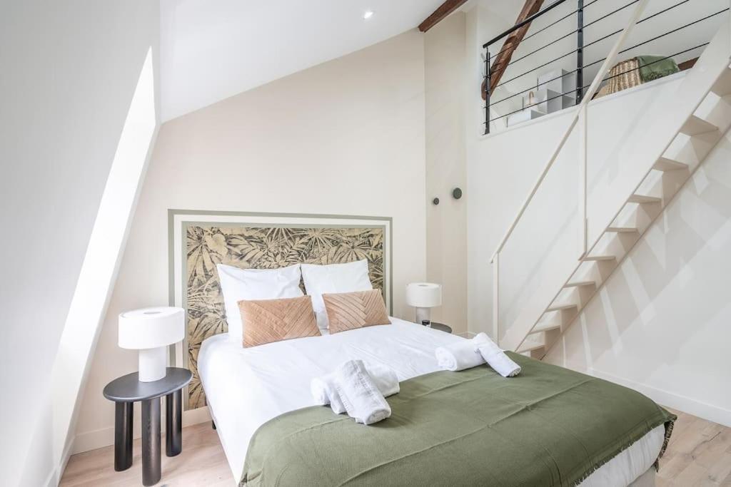 5#two Bedrooms#champs Elysees#arc De Triomphe#ac Appartement Parijs